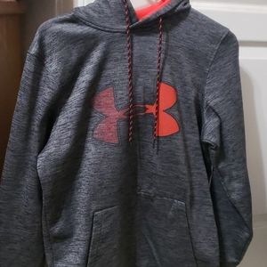 Under Armour sweatshirt